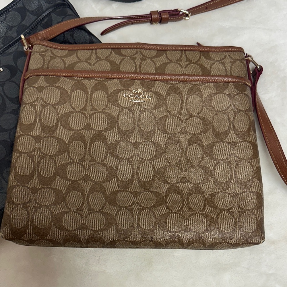 Coach Crossbody Bags - Black and Tan Rehab bags - Picture 2 of 16